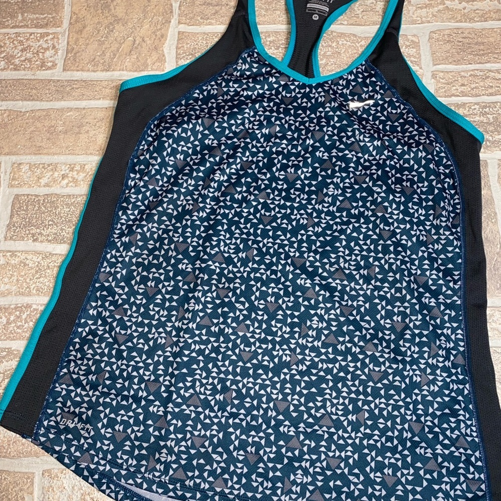 Nike Dryfit Tank Womens Medium Green Triangle Active